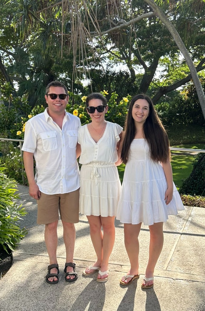 Chris Barry of Chris Barry Voiceover with his wife and daughter in Hawaii